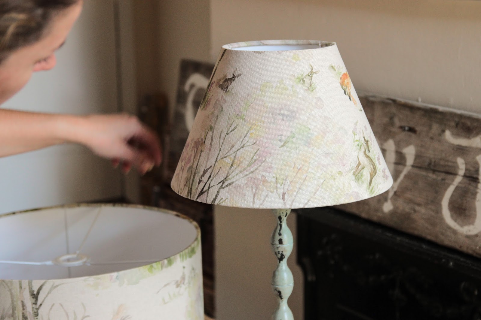A handmade cottage: How to make your own lampshade